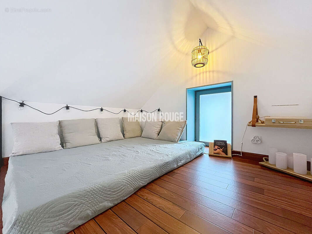 Charmante maison rénovée avec goût, jardin sans vis-à-vis et espace détente - photo 15