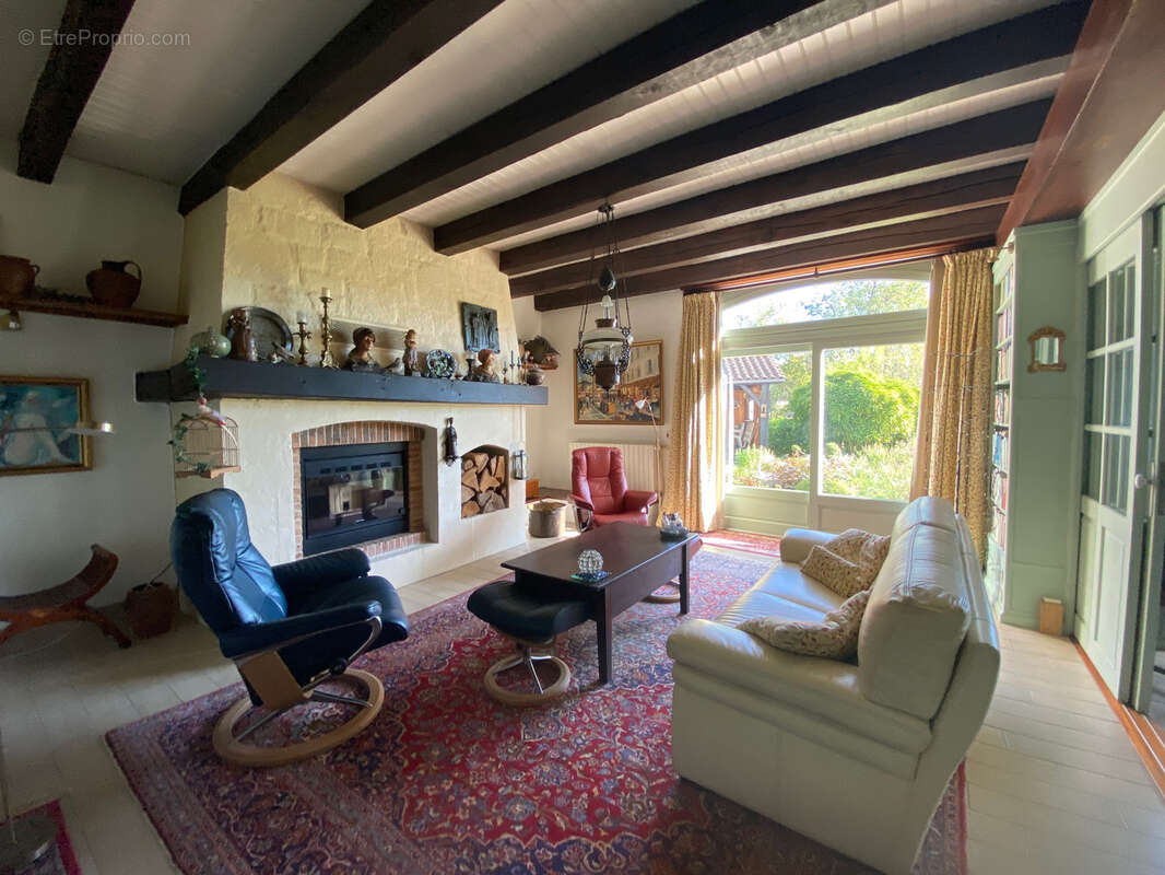 Maison à PUY-L'EVEQUE
