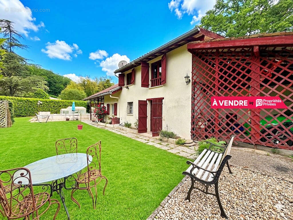 Maison à CAMBES