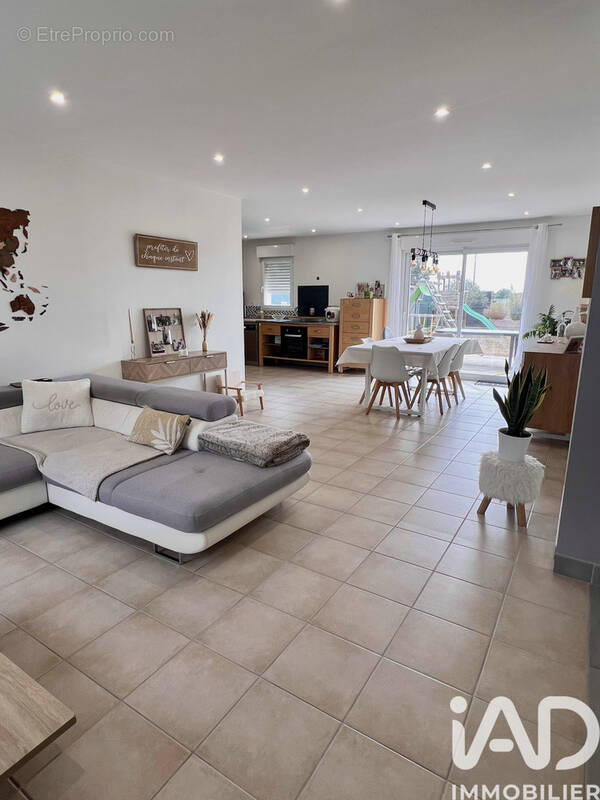 Photo 1 - Maison à BEAUFORT-EN-VALLEE