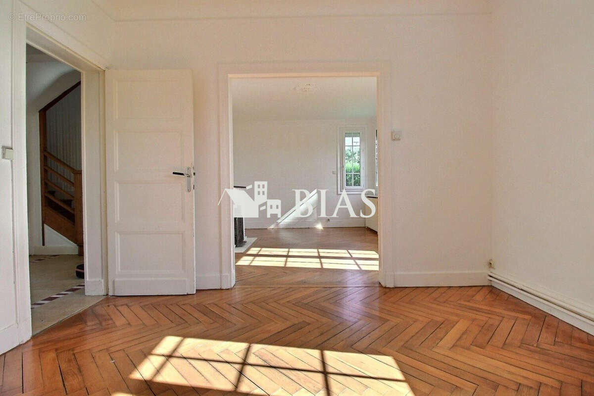 Maison à SAINT-MAURICE-D&#039;ETELAN