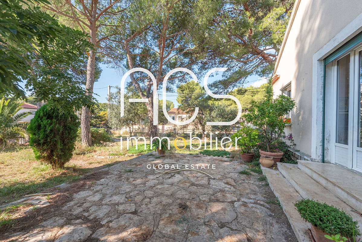 Maison à CARRY-LE-ROUET