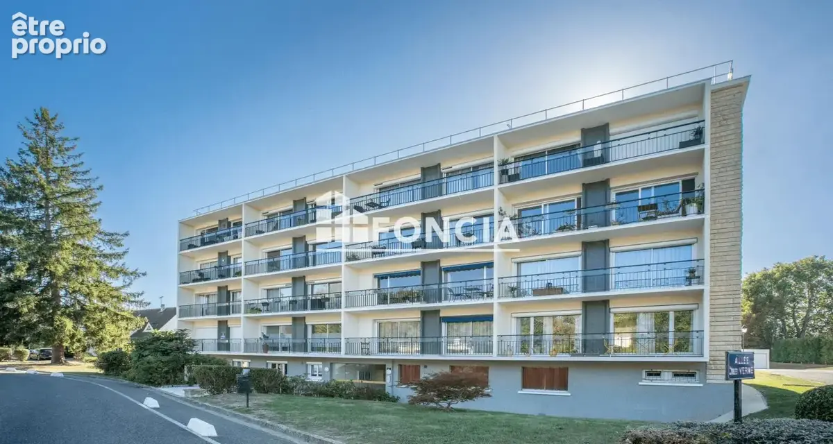 Grand T2 d'exception aux Essarts-le-Roi — Lumière, vue dégagée et cadre de vie privilégié - photo 10