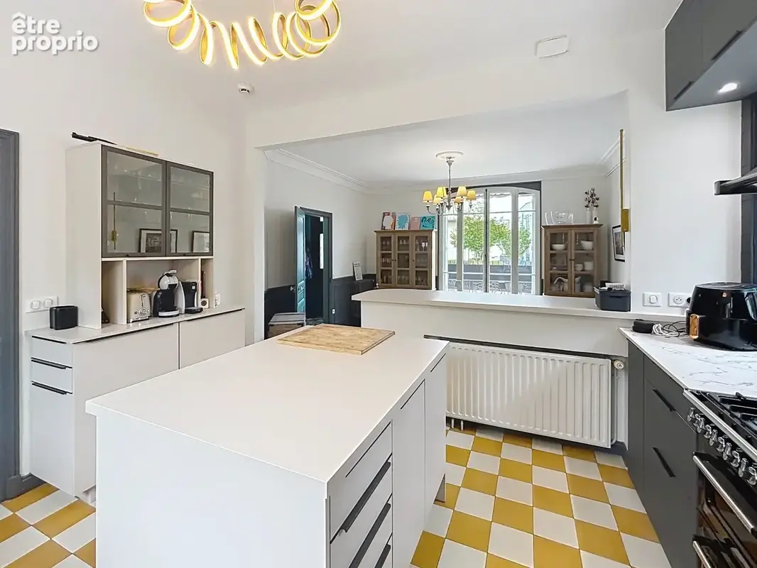 Maison à vendre 9 pièces jardin, pisine, garage district de REIMS (51) - photo 8