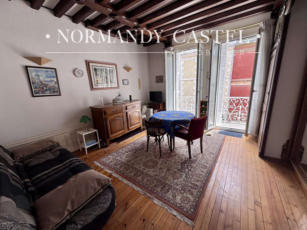 Appartement à TROUVILLE-SUR-MER