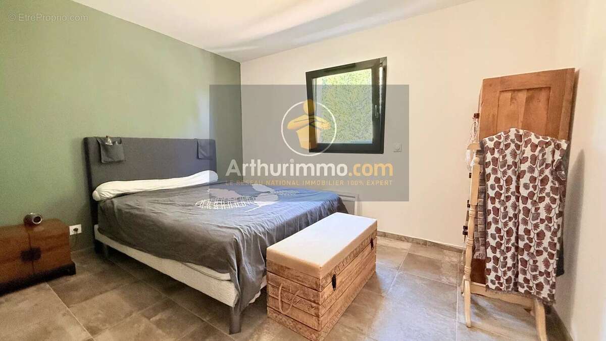 Maison à POURRIERES