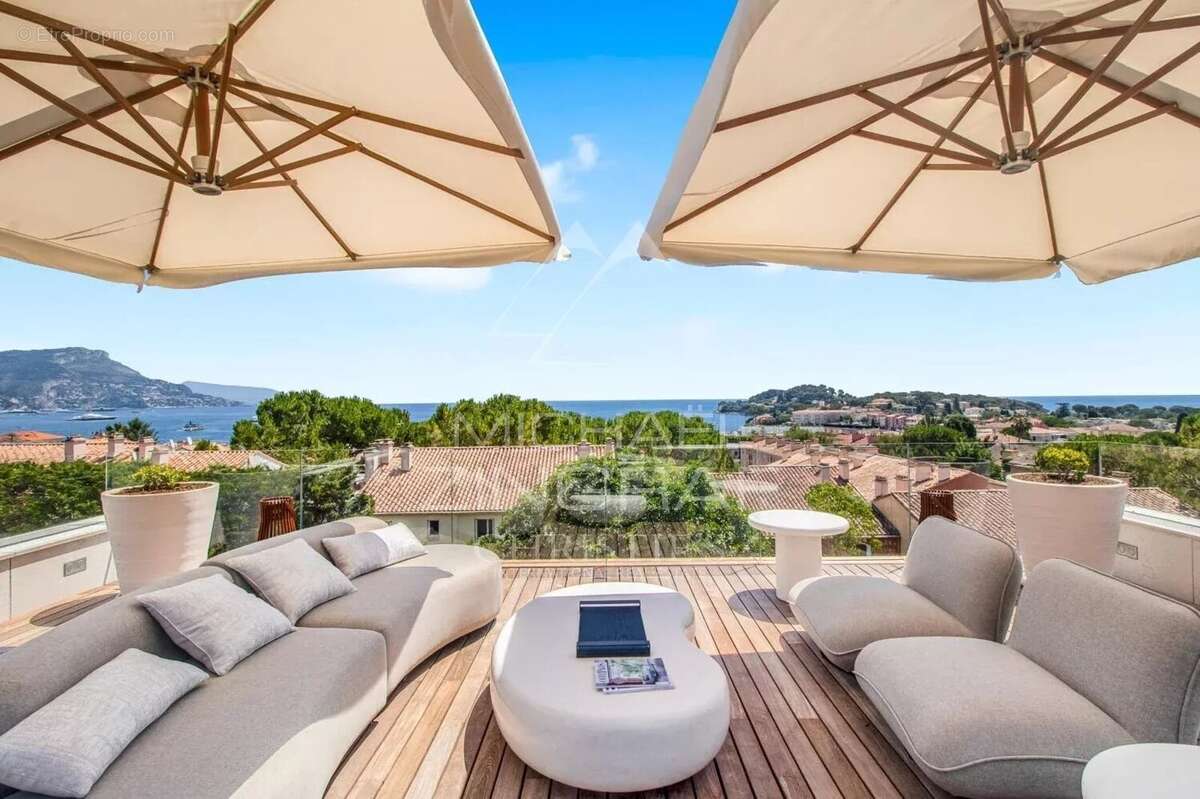 Villa à l'élégance contemporaine au cœur de Saint-Jean-Cap-Ferrat - photo 4