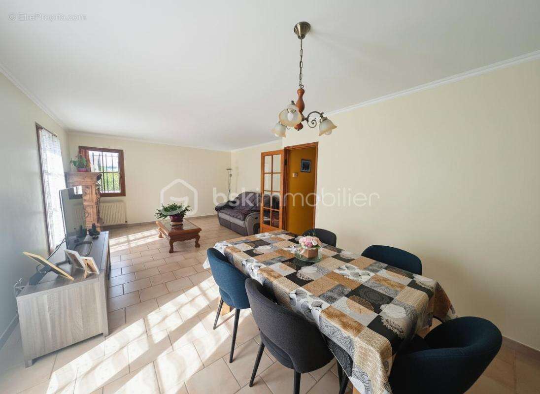 Maison à VERNEUIL-SUR-AVRE