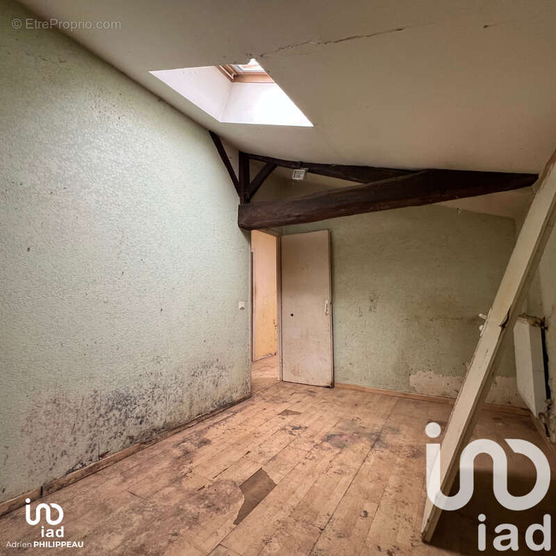 Photo 6 - Maison à LA CHAIZE-LE-VICOMTE