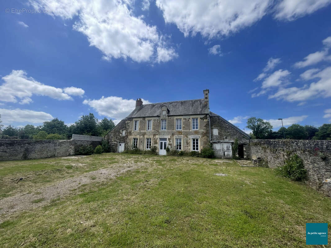 Maison à THURY-HARCOURT