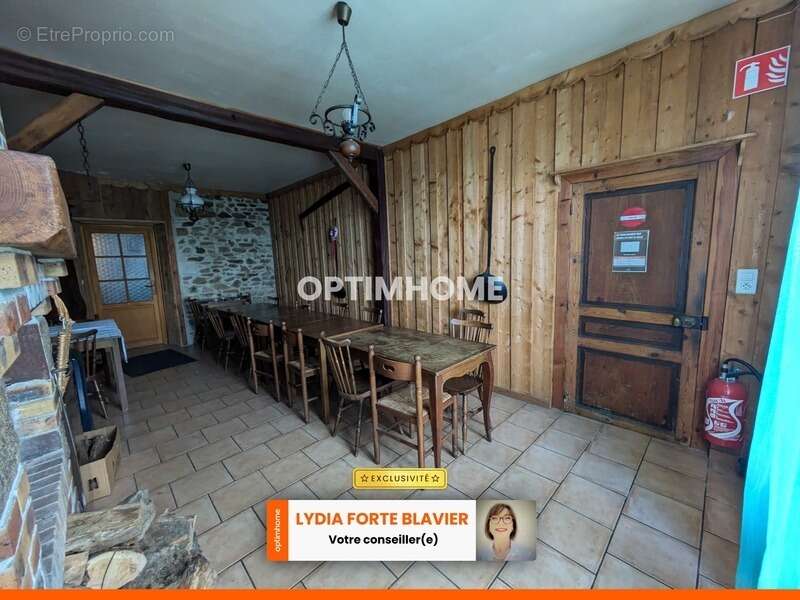 Investissement rentable : murs auberge  avec activite en cours restaurant et bar – 450m² - photo 10