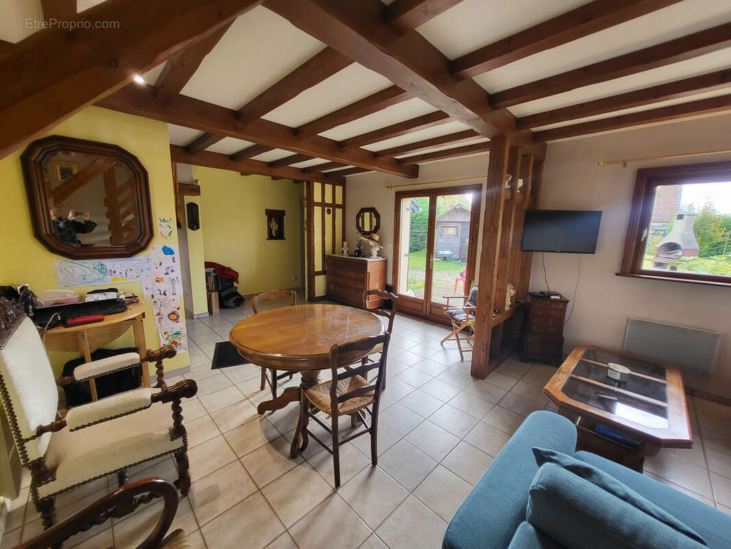 Maison à SASSETOT-LE-MAUCONDUIT