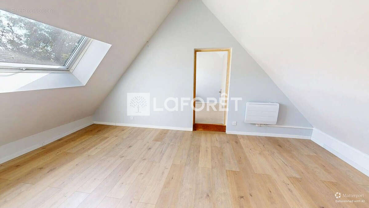 Maison à FONTAINE-LA-MALLET