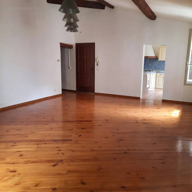 Appartement à AUBAGNE