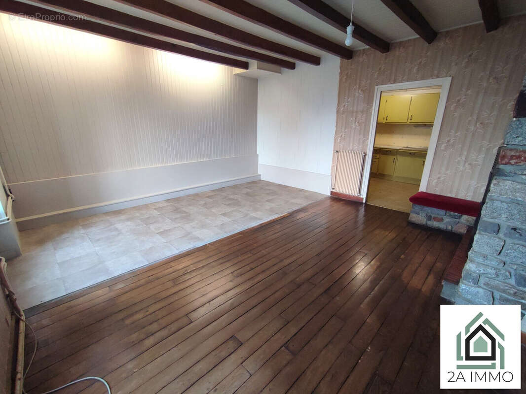 Maison à SAINT-PIERRE-ROCHE