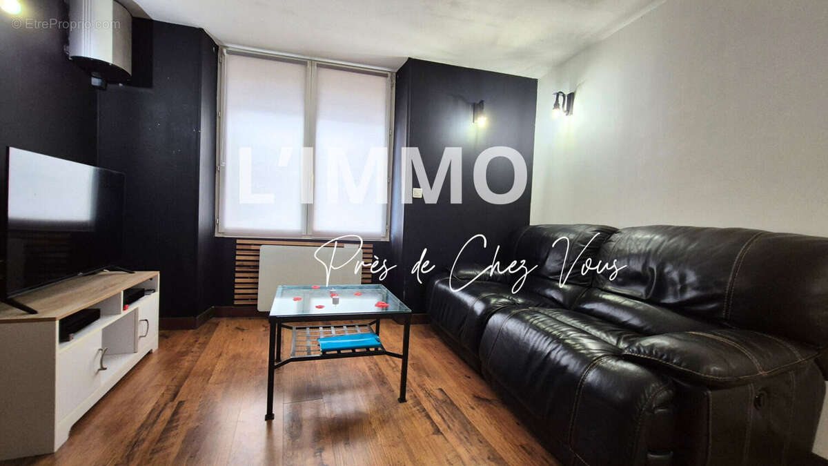 Appartement à AURIOL