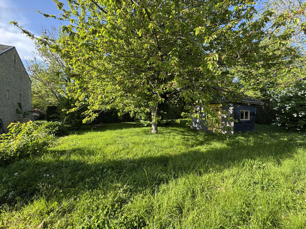Maison à TILLY-SUR-SEULLES