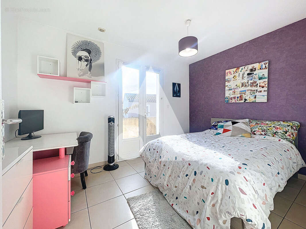 A Vendre Grasse St Antoine maison 5 pièces avec piscine et garage. - photo 10