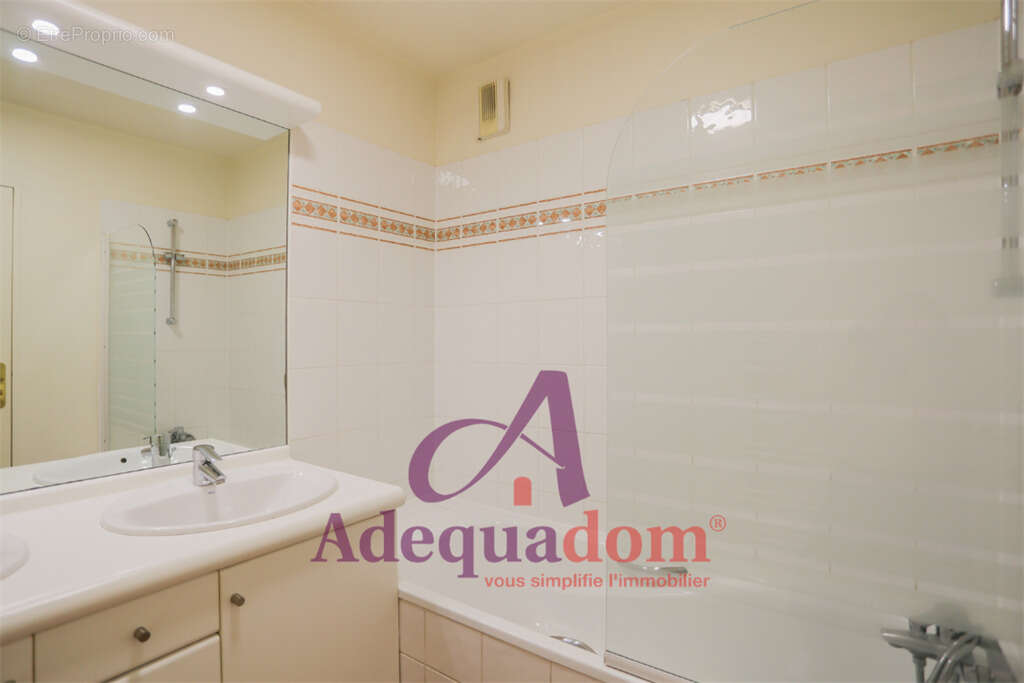 Appartement à BOIS-COLOMBES