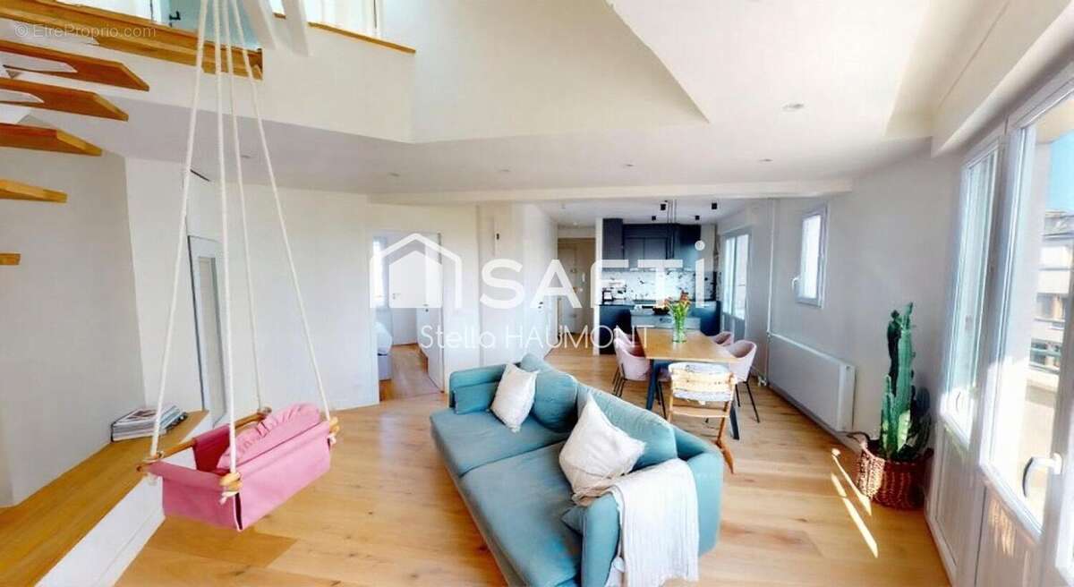 Photo 2 - Appartement à COURBEVOIE