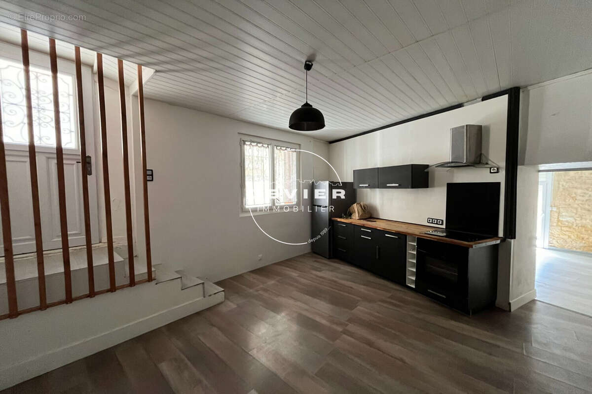 Appartement à CASTRIES