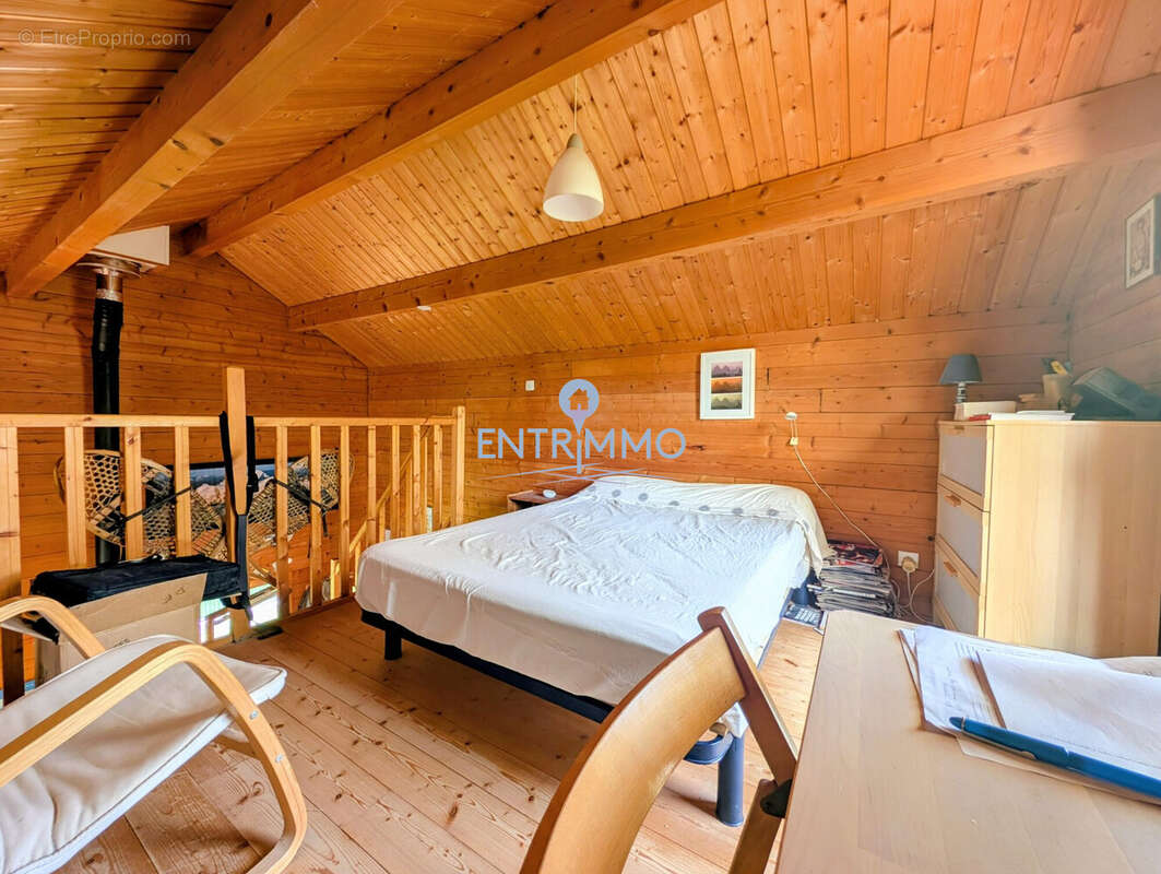 Maison 57 m² à Saint-Ours  - photo 9