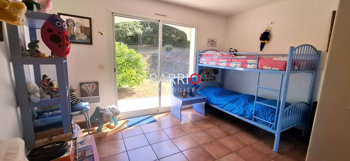 Maison 156 m² à Montesquieu-Des-Alberes  - photo 9