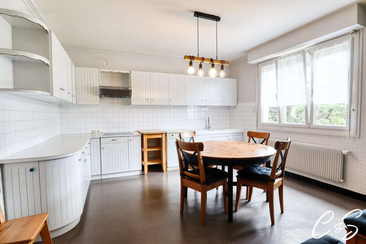 Maison à TREFFIAGAT
