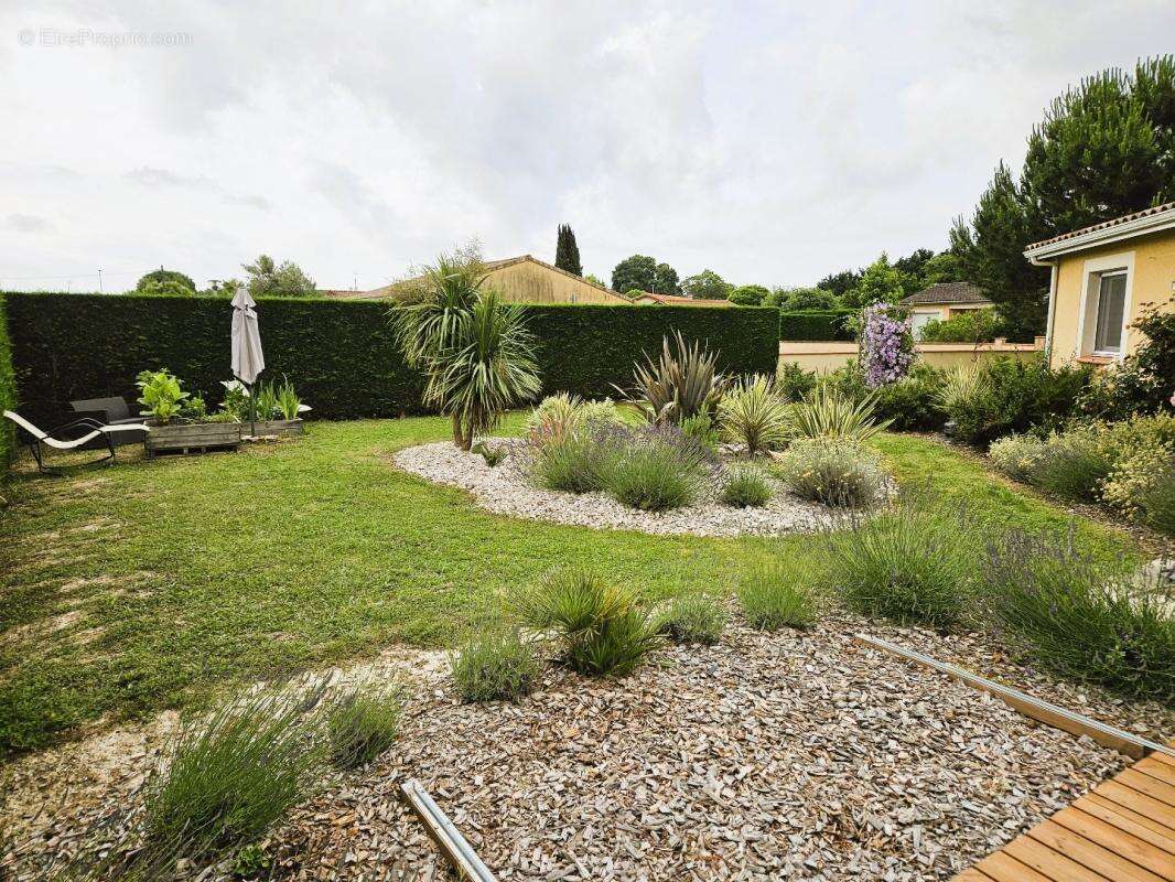 Maison à LA VILLE-DIEU-DU-TEMPLE