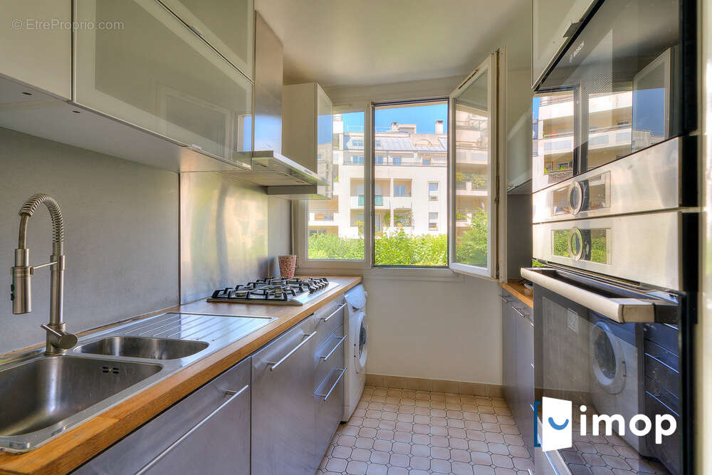 Appartement à ISSY-LES-MOULINEAUX