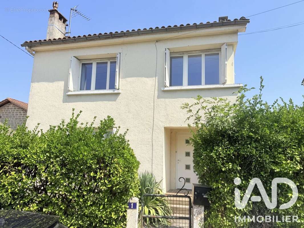 Maison 70 m² à Coulounieix-Chamiers  - photo 6