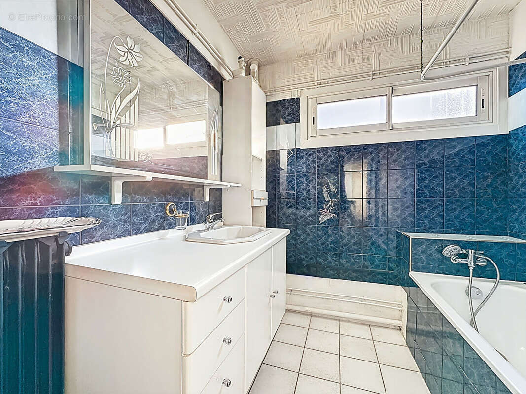 Appartement à MARSEILLE-13E