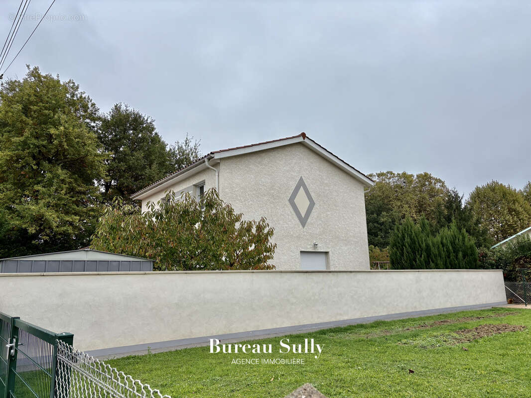 Maison à CORCELLES-EN-BEAUJOLAIS