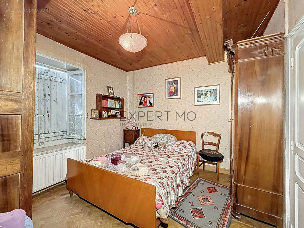 Maison à CUISERY