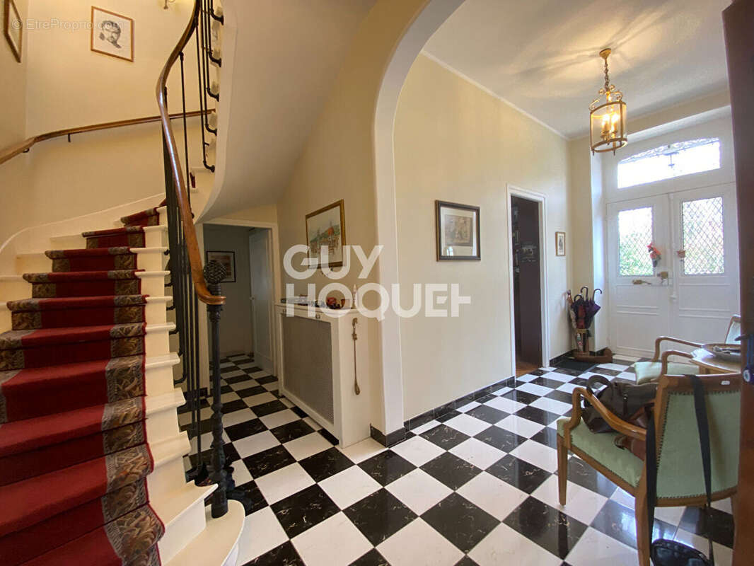 Maison à CLOYES-SUR-LE-LOIR