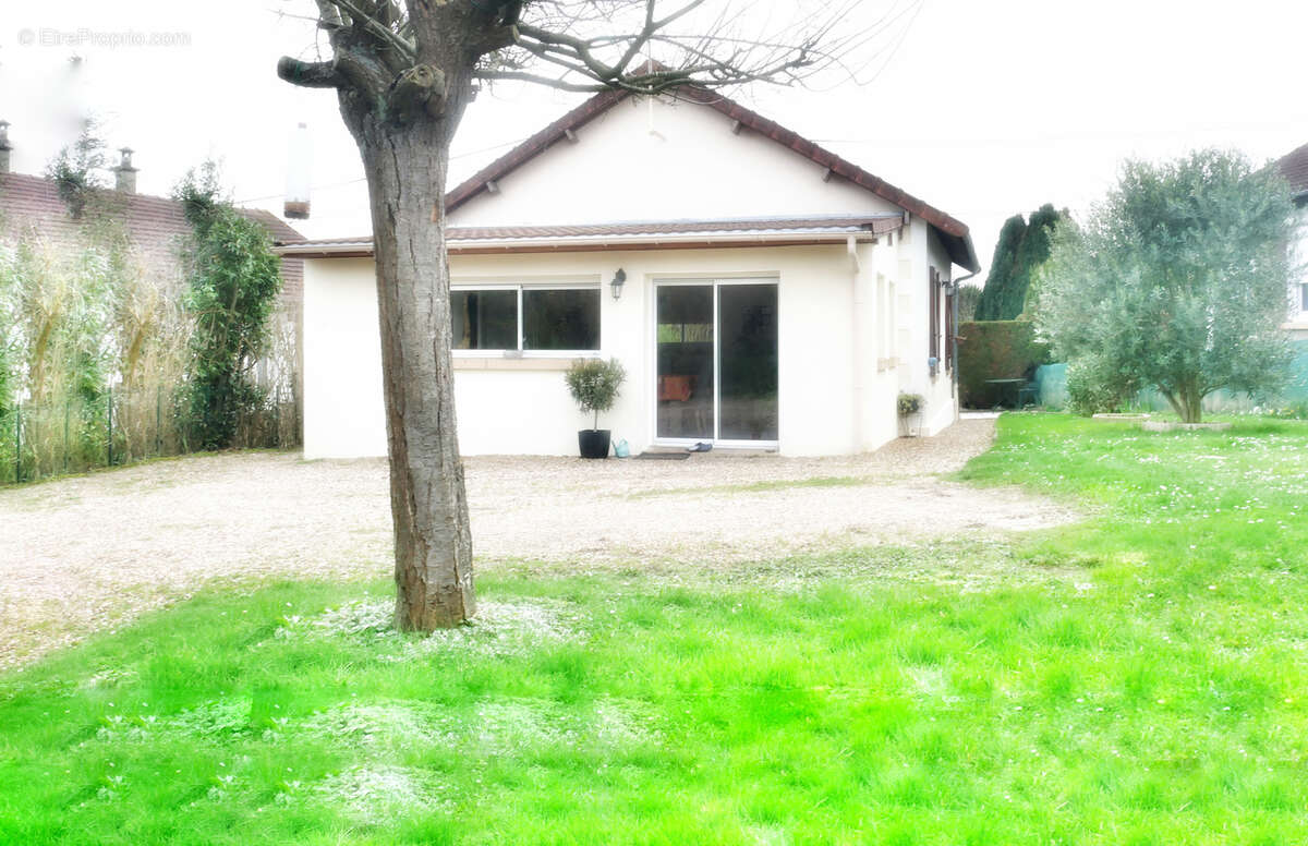 Maison à GASNY