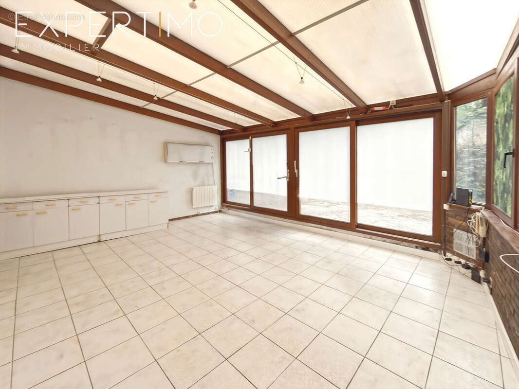 Appartement à MARGENCY