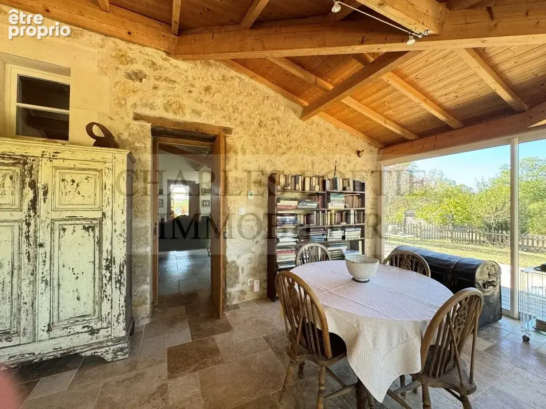 Propriété de caractère au cœur de 17 hectares de nature, avec maison principale, gîtes et piscine - photo 42
