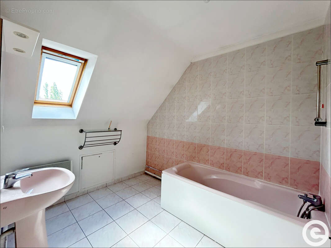 Maison à BRAY-SUR-SEINE