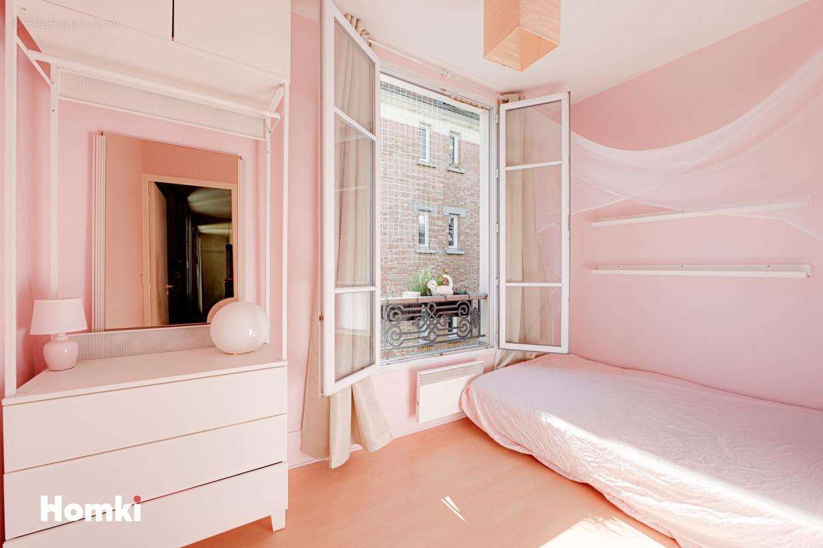 Appartement à PARIS-15E