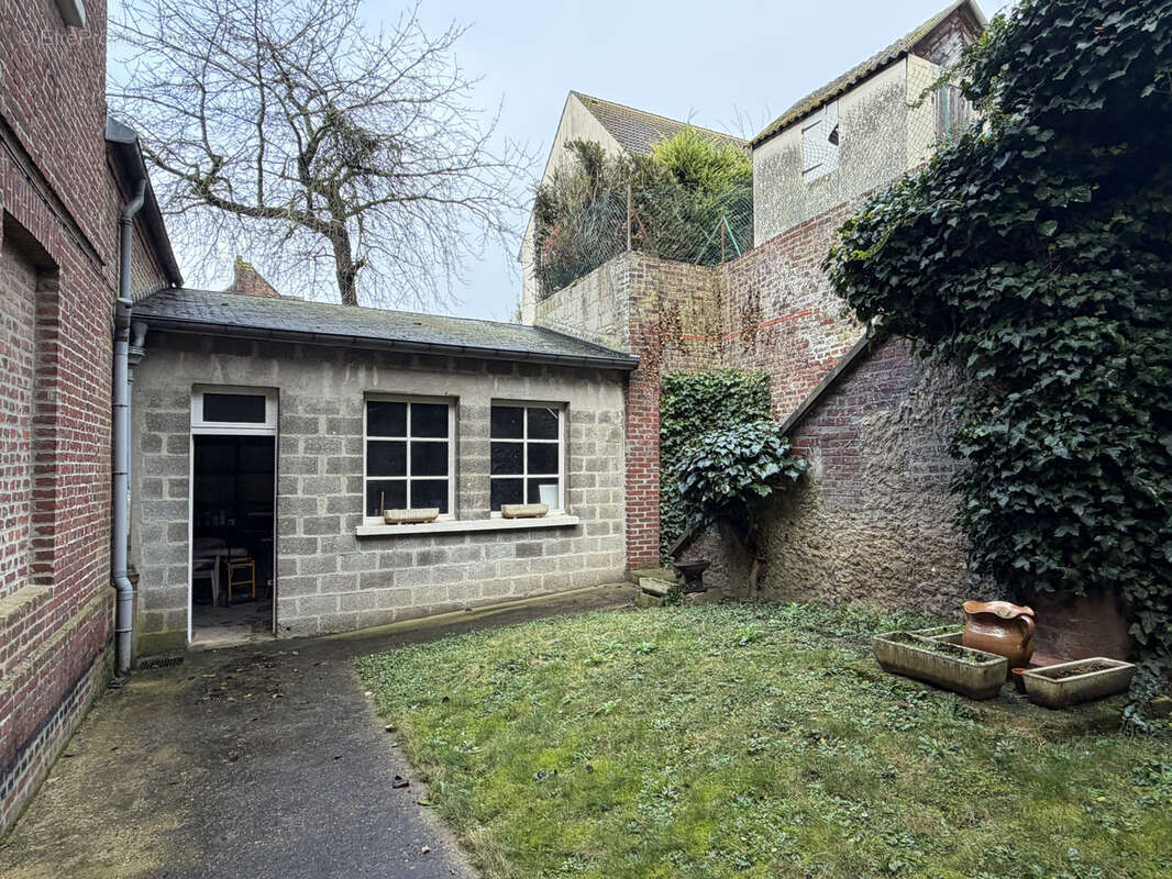 Maison à BEAUVAIS