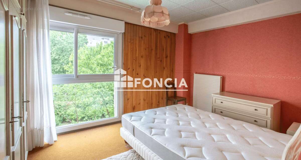 Appartement 4 pièces à réinventer, plus de 82m2 avec grand balcon - photo 7