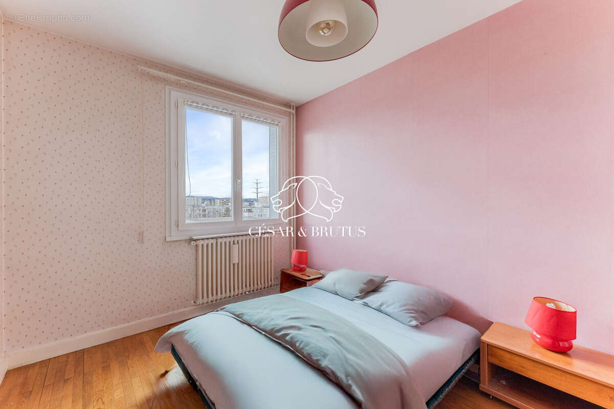 Appartement à VENISSIEUX