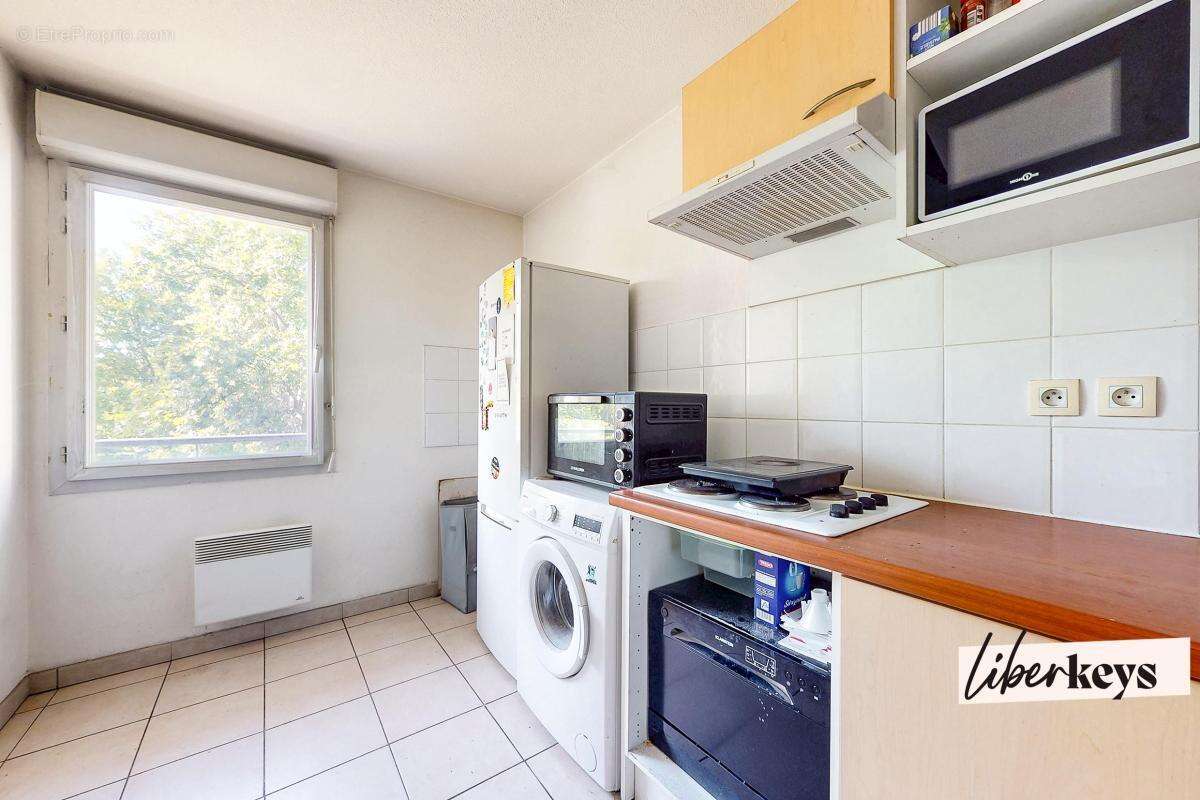 T3 avec balcon vue Canal du Midi – Parking couvert privatif – Toulouse Ponts-Jumeaux - photo 6