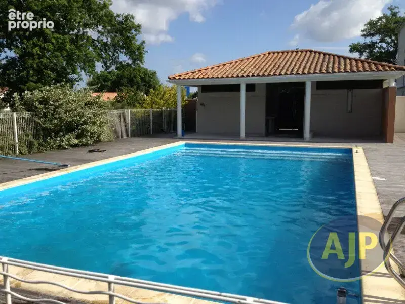 CHALLANS - Maison 3 chambres - photo 2