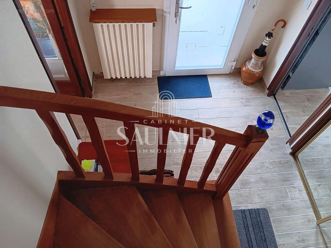 Maison à MEUSNES