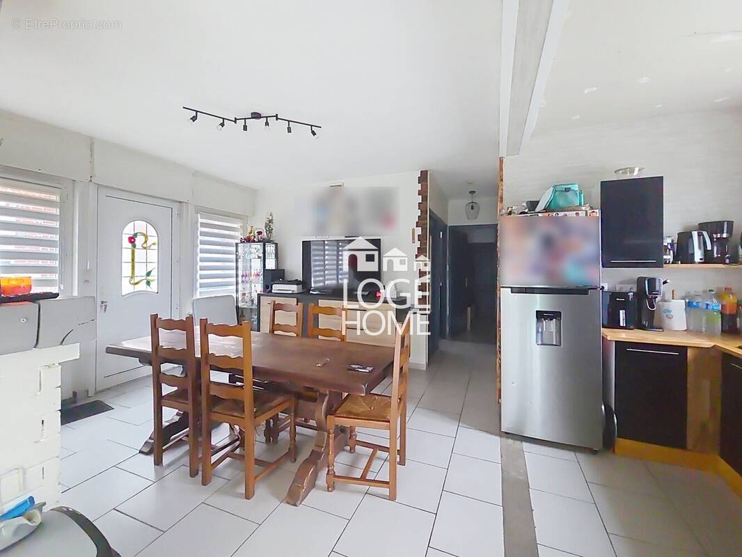 Maison à BRUAY-LA-BUISSIERE