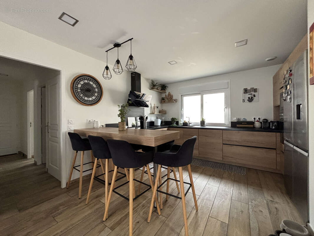 Maison à PONTCHARRA-SUR-TURDINE