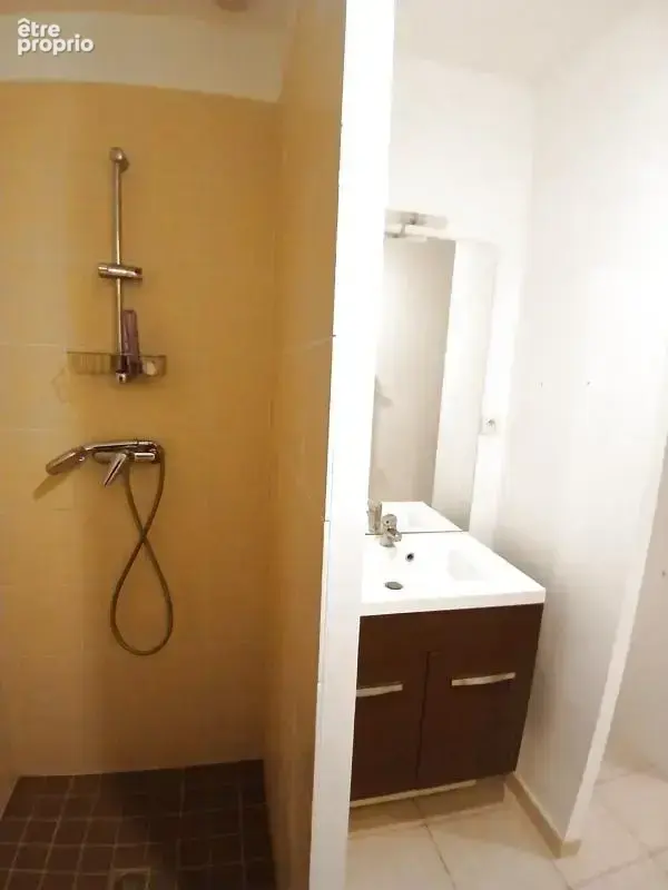 Maison de plain-pied 5 pièces avec terrain et garage - photo 6