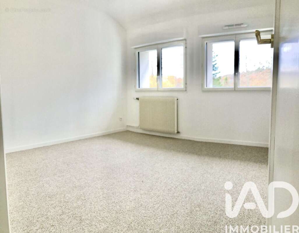 Photo 8 - Maison à BOULLAY-LES-TROUX